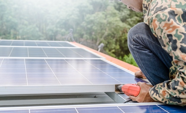 How to Install Solar Panels? (Easy DIY Guide)