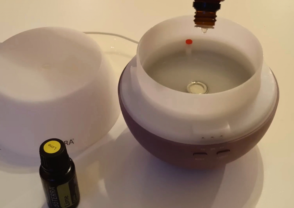 Preparation of essential oil diffuser for aromatherapy