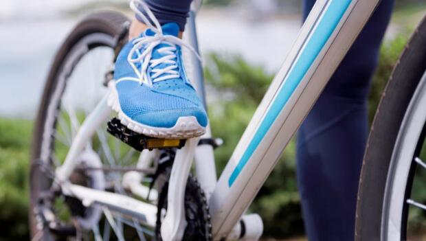 Why You Can’t Wear Ordinary Shoes During Cycling?